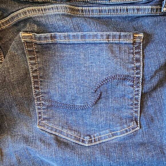 Levi Strauss Womens Jeans Size W36 L30 - Picture 5 of 8